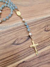 Load image into Gallery viewer, Aquamarine and Pearl Rosary